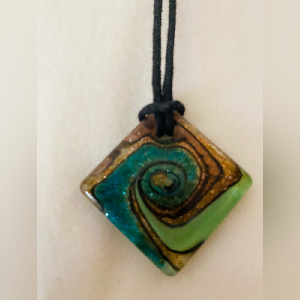 Necklace with glass pendant